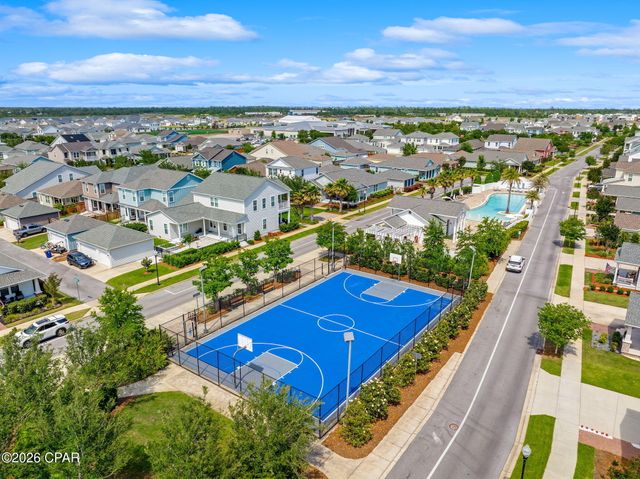 2101 Kingfisher Court, Panama City, FL 32405