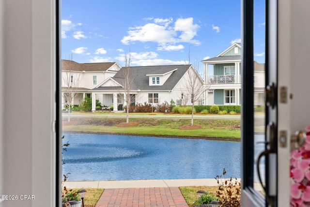 2101 Kingfisher Court, Panama City, FL 32405