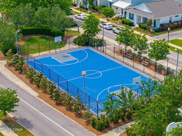 2101 Kingfisher Court, Panama City, FL 32405