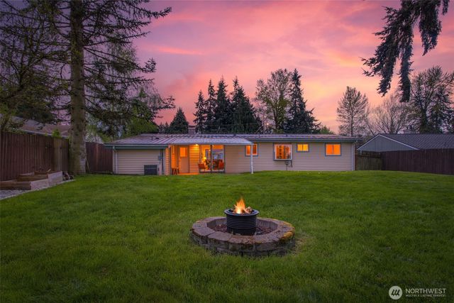 2105 96th Place SE, Everett, WA 98208