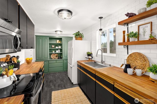 2105 96th Place SE, Everett, WA 98208