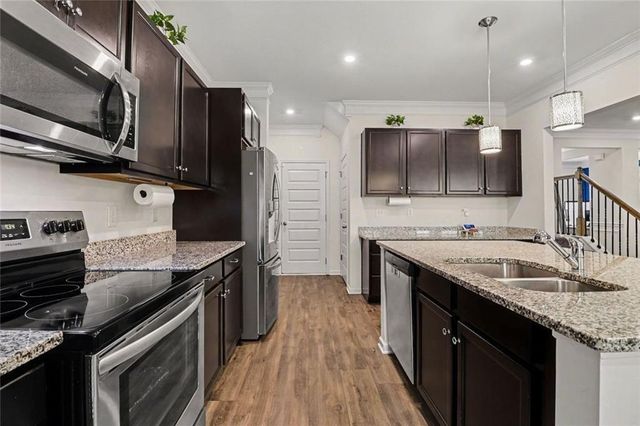 1225 Campbell Pine Trail, Lawrenceville, GA 30045