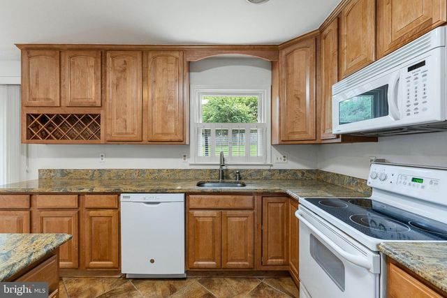 534 CUMBERLAND RD, Fredericksburg, VA 22405