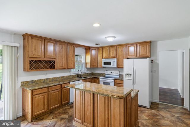 534 CUMBERLAND RD, Fredericksburg, VA 22405