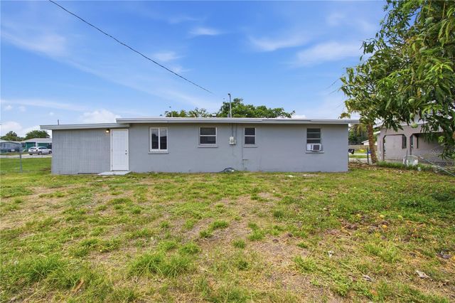 1629 PAWNEE STREET, Fort Myers, FL 33916