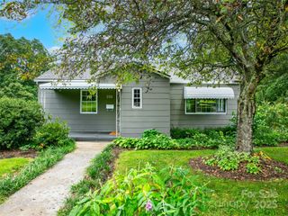 255 North Country Club Road, Brevard, NC 28712