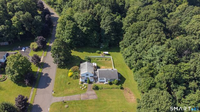 1511 Country Club Road, Middletown, CT 06457