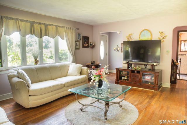 1511 Country Club Road, Middletown, CT 06457