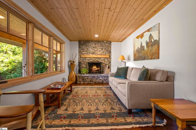 891 Meadow Crest Road, Tryon, NC 28782