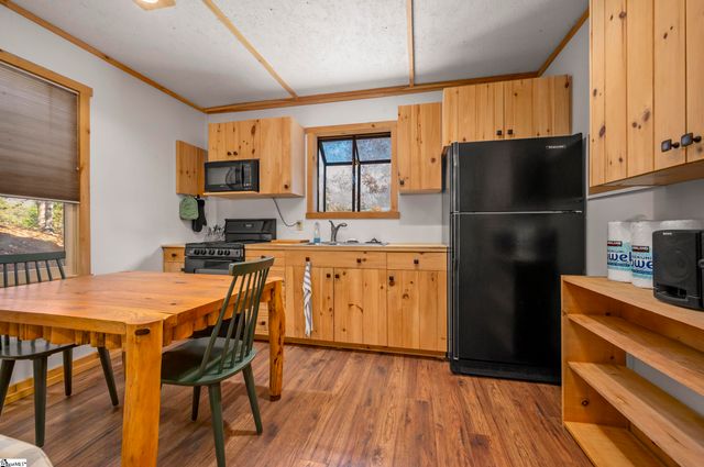 891 Meadow Crest Road, Tryon, NC 28782