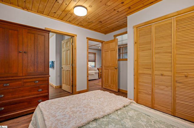 891 Meadow Crest Road, Tryon, NC 28782