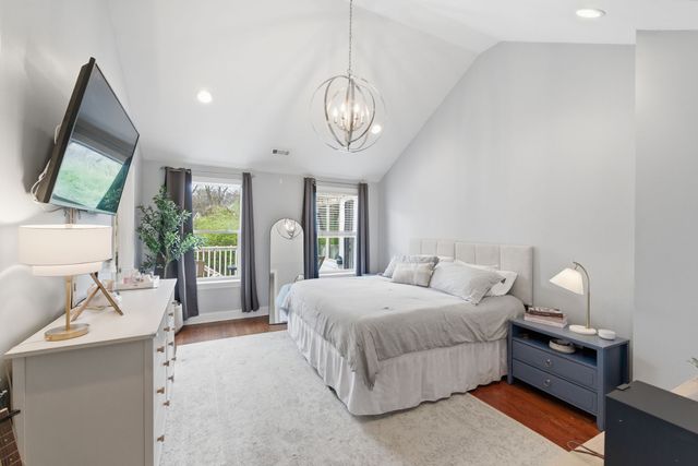 2826 Sugar Tree Rd, Nashville, TN 37215