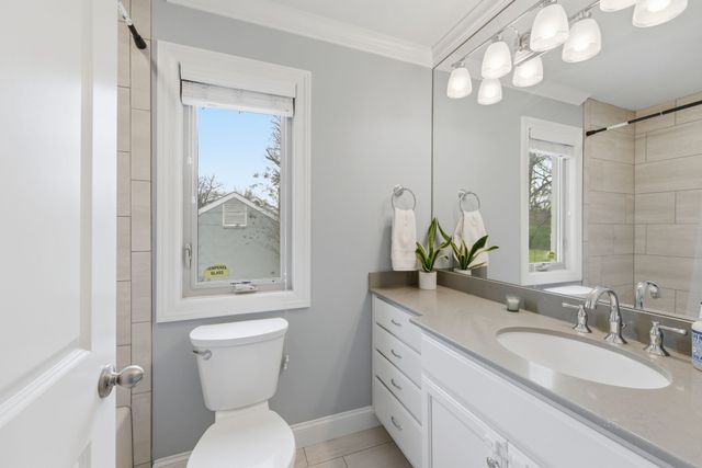 2826 Sugar Tree Rd, Nashville, TN 37215