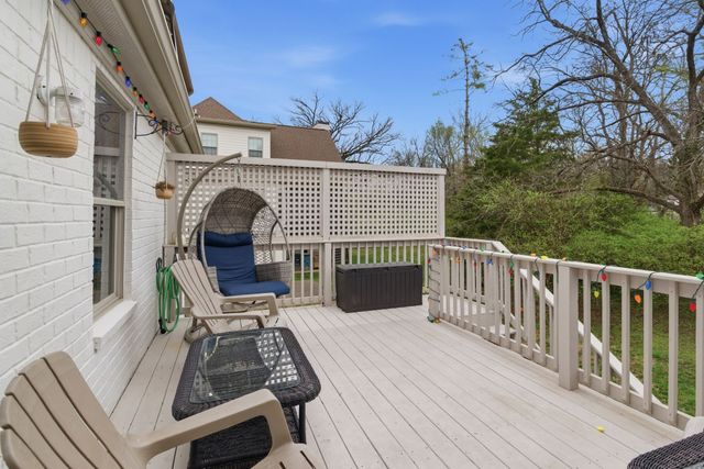 2826 Sugar Tree Rd, Nashville, TN 37215