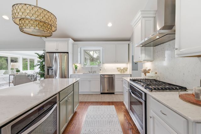 2826 Sugar Tree Rd, Nashville, TN 37215