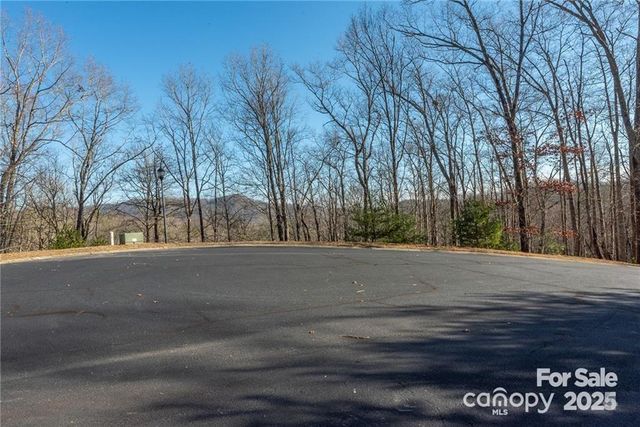 80 Buckhead Trail, Mills River, NC 28742