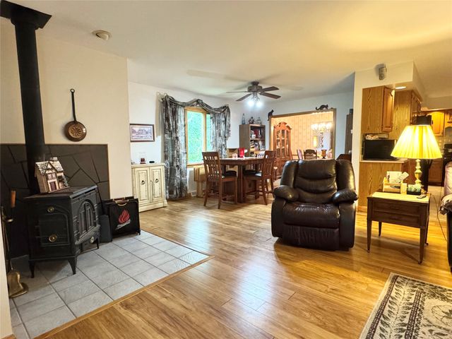 5739 QUIRK Drive, Erie, PA 16509