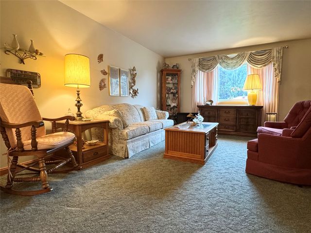 5739 QUIRK Drive, Erie, PA 16509