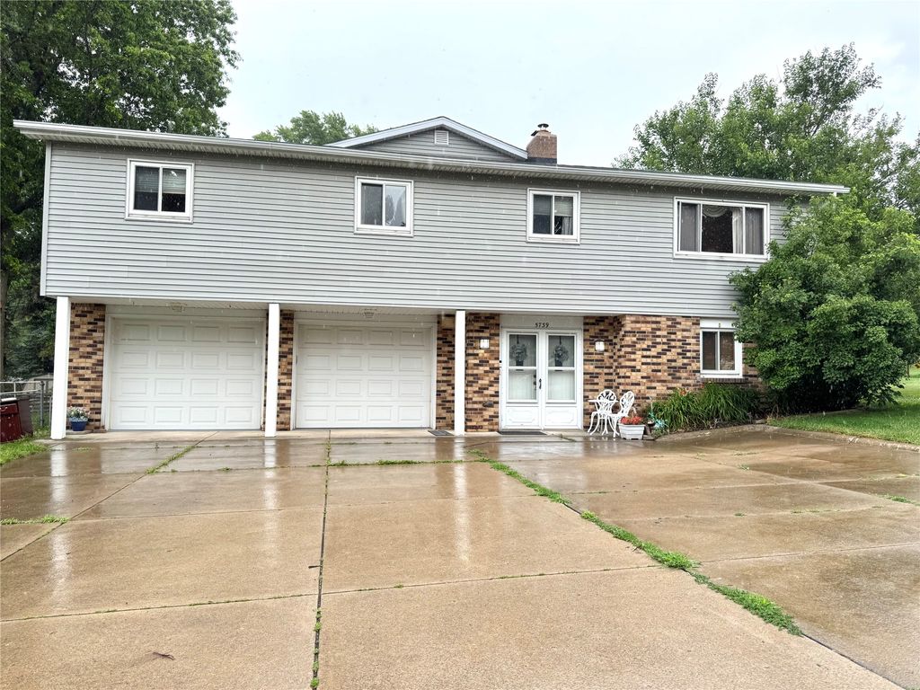 5739 QUIRK Drive, Erie, PA 16509