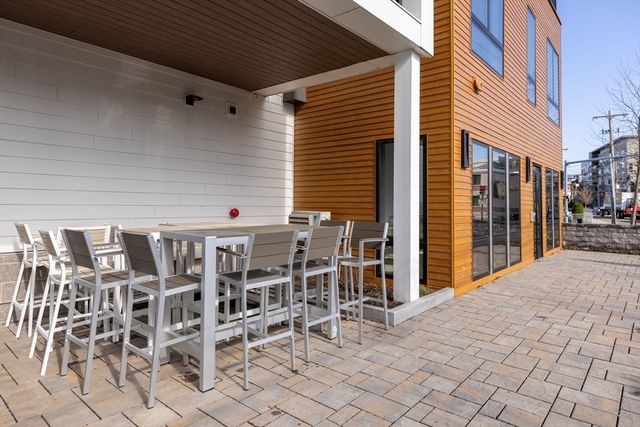 101 N Beacon St 303, Watertown, MA 02472