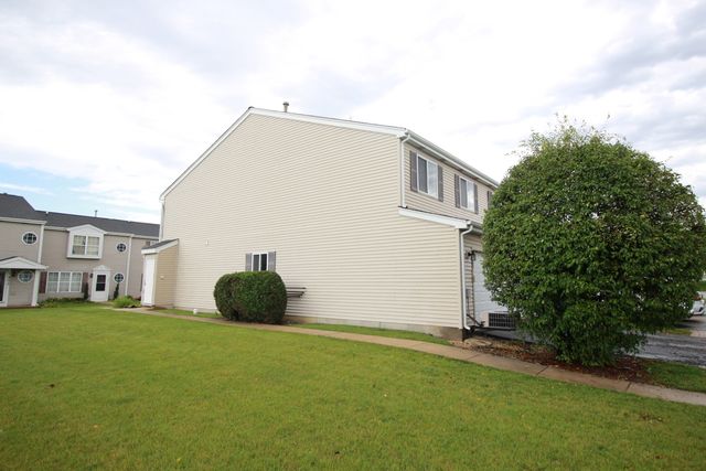 1851 Towhee Court, Joliet, IL 60435