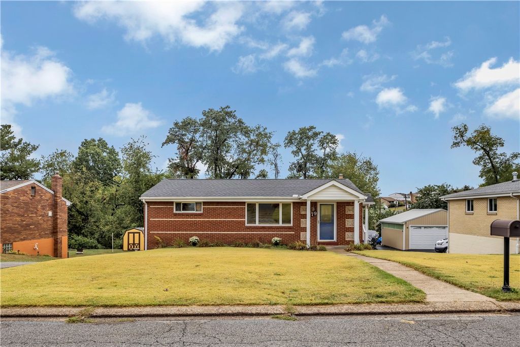 179 William Cir, Stowe Twp, PA 15136