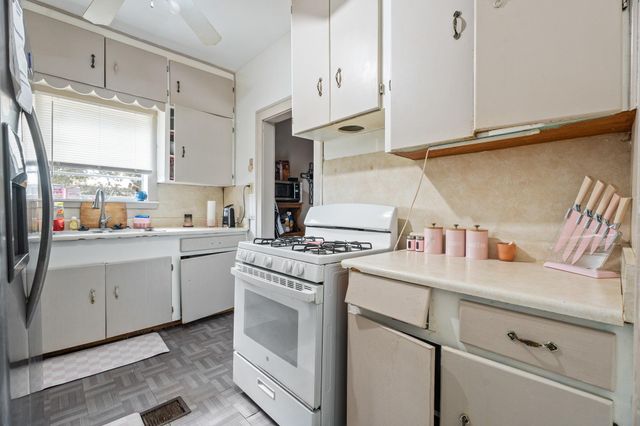 4612 17th Street, Bacliff, TX 77518