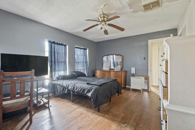 4612 17th Street, Bacliff, TX 77518