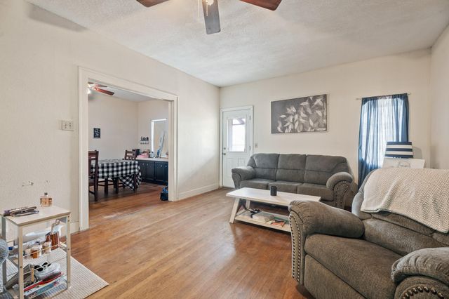 4612 17th Street, Bacliff, TX 77518