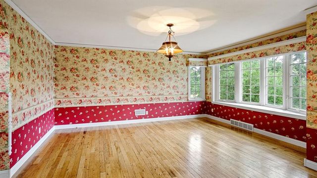 422 W Central, Chippewa Falls, WI 54729