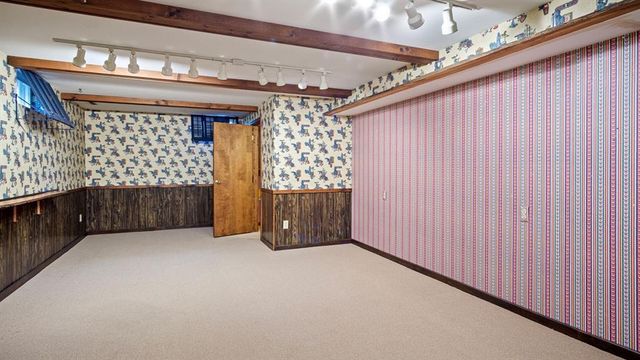 422 W Central, Chippewa Falls, WI 54729