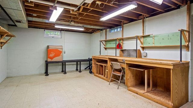 422 W Central, Chippewa Falls, WI 54729