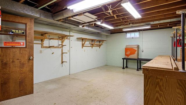 422 W Central, Chippewa Falls, WI 54729