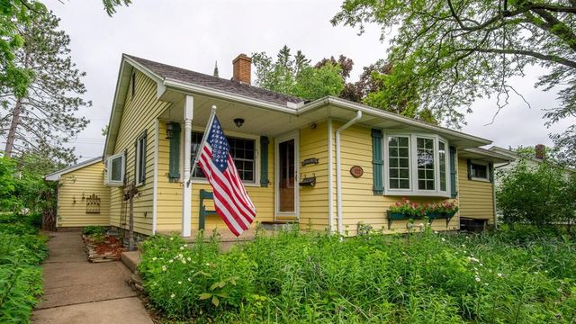 422 W Central, Chippewa Falls, WI 54729