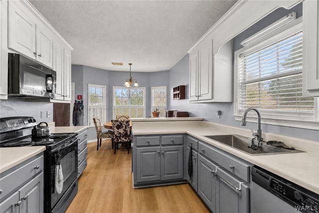 2318 43rd, Northport, AL 35476