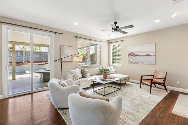 2564 Summerland Way, Roseville, CA 95747