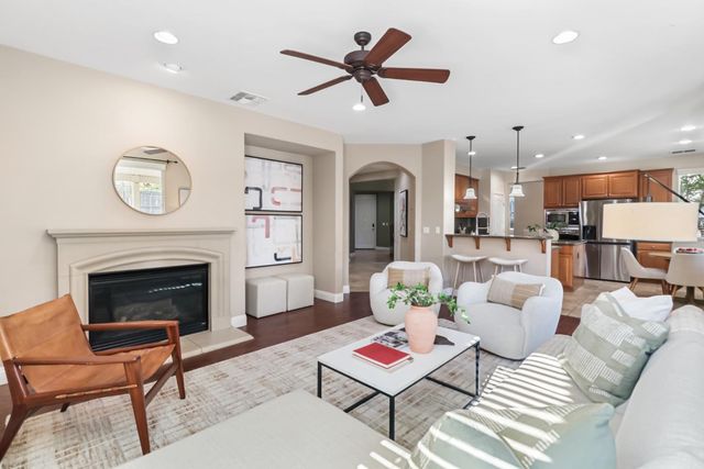 2564 Summerland Way, Roseville, CA 95747