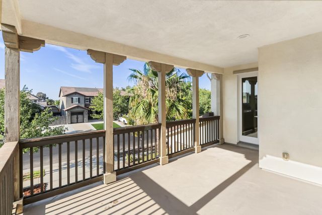 2564 Summerland Way, Roseville, CA 95747