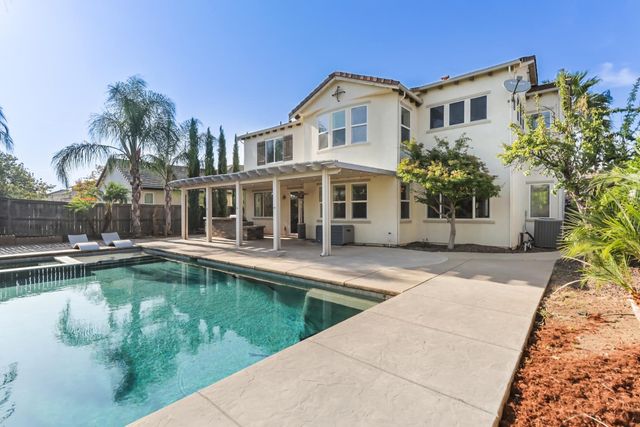 2564 Summerland Way, Roseville, CA 95747