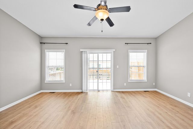 101 Whitman Xing, Clarksville, TN 37043