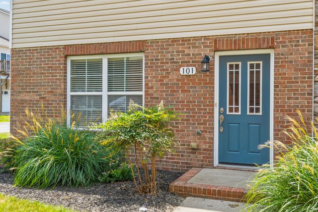 101 Whitman Xing, Clarksville, TN 37043