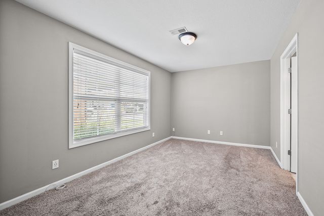 101 Whitman Xing, Clarksville, TN 37043
