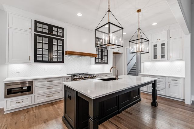 1627 Kaschlina Pt, Brentwood, TN 37027