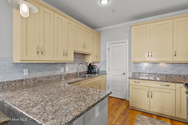 608 S Carolina Beach Avenue S Unit 101, Carolina Beach, NC 28428