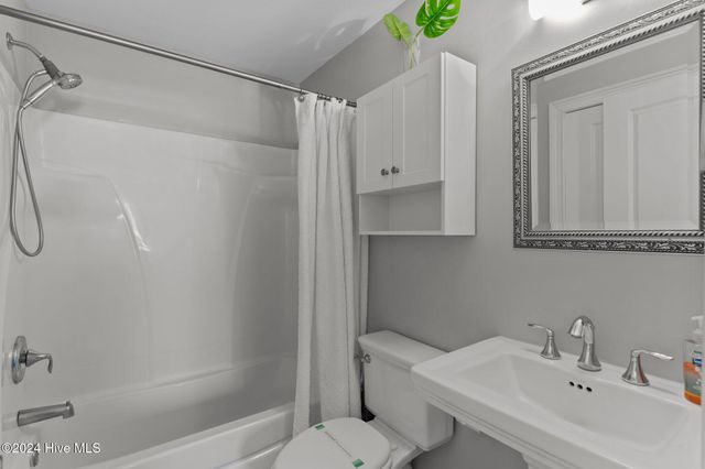 608 S Carolina Beach Avenue S Unit 101, Carolina Beach, NC 28428