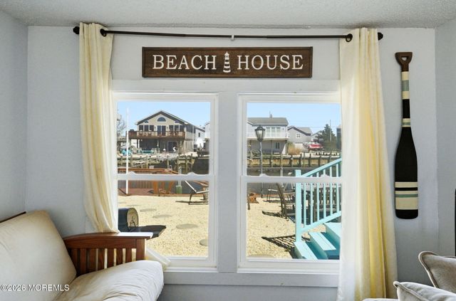 21 S Boston Drive, Little Egg Harbor, NJ 08087