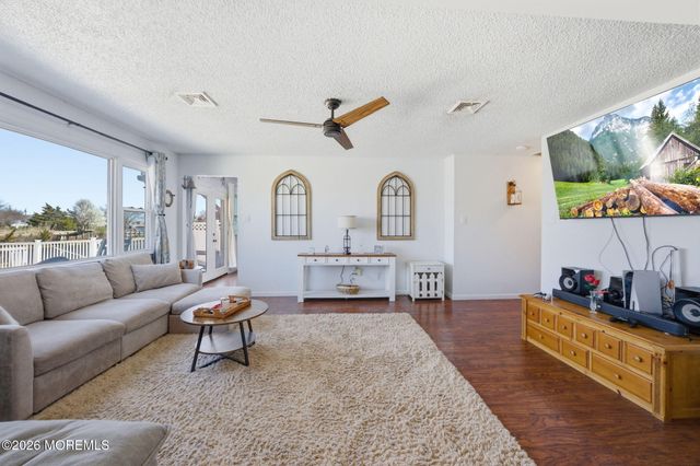 21 S Boston Drive, Little Egg Harbor, NJ 08087