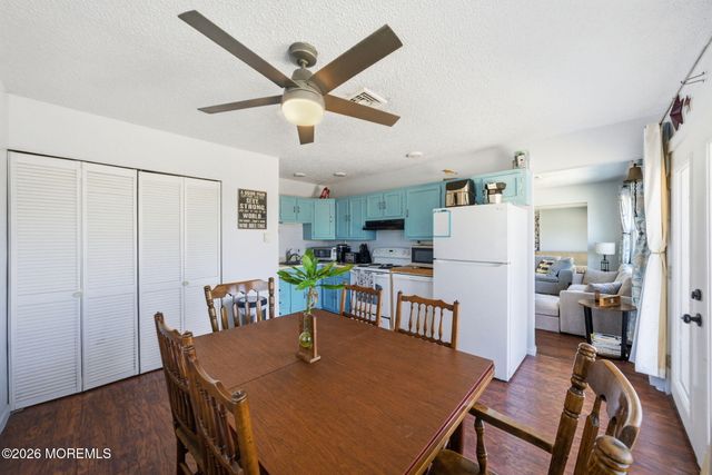21 S Boston Drive, Little Egg Harbor, NJ 08087