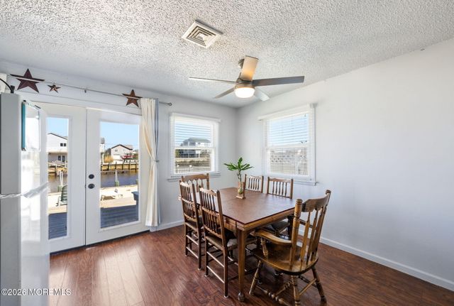 21 S Boston Drive, Little Egg Harbor, NJ 08087
