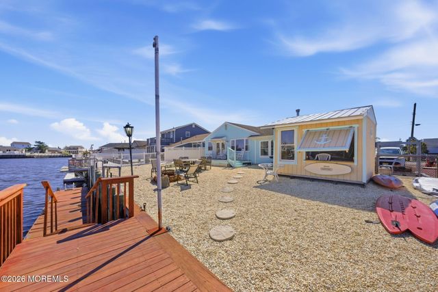 21 S Boston Drive, Little Egg Harbor, NJ 08087